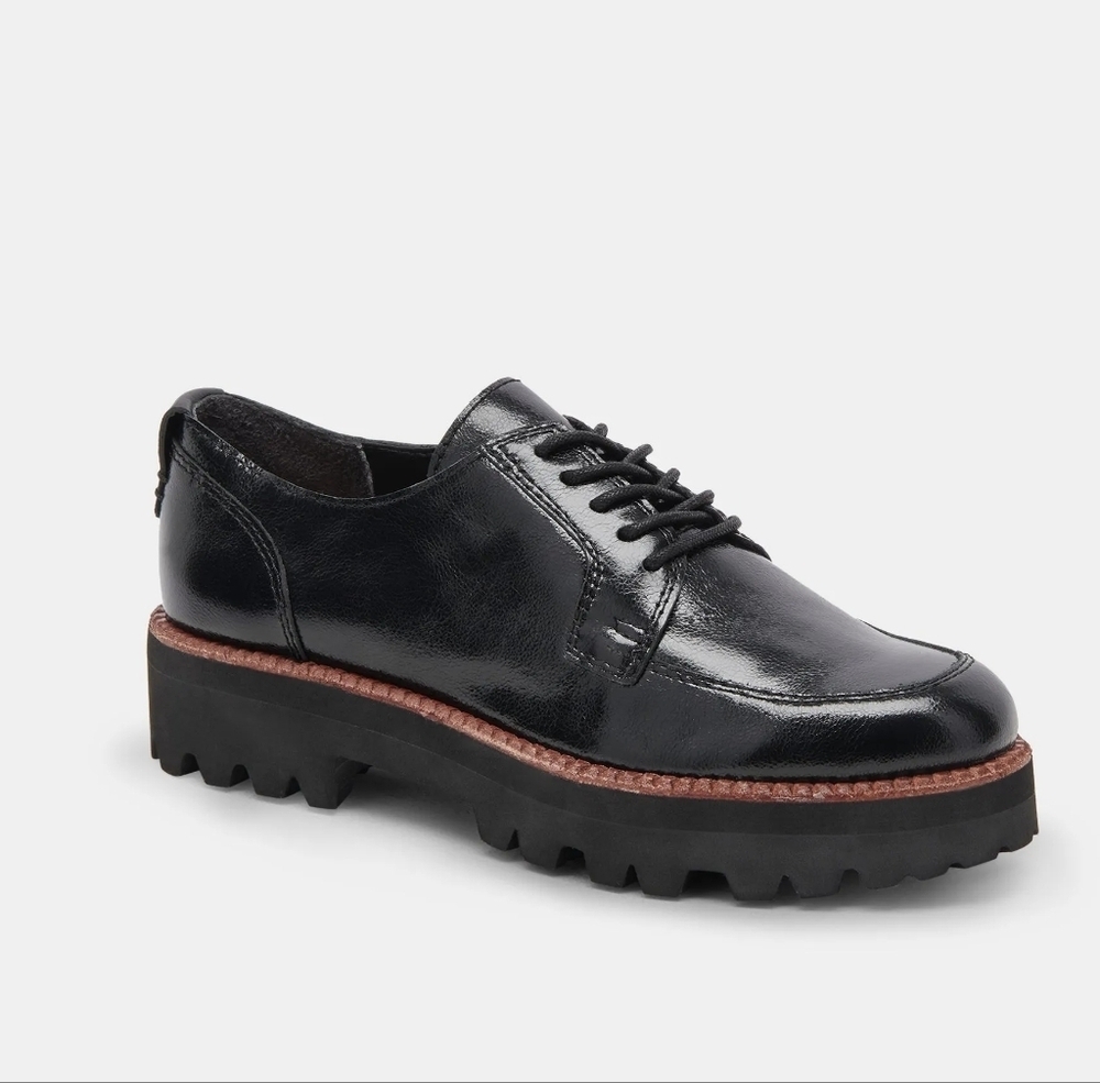 Dolce Vita Black Patent Leather Chunky Lug Sole Oxford Loafers Size 8